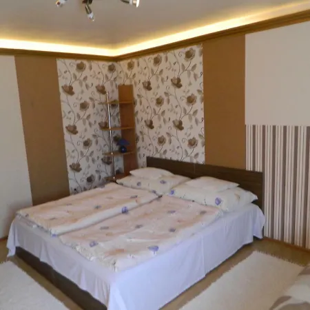 Emoke Haz Appartement *